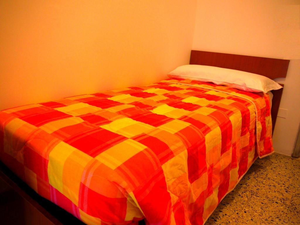 Hr Vapore Gatteo Mare Gatteo a Mare Habitación foto